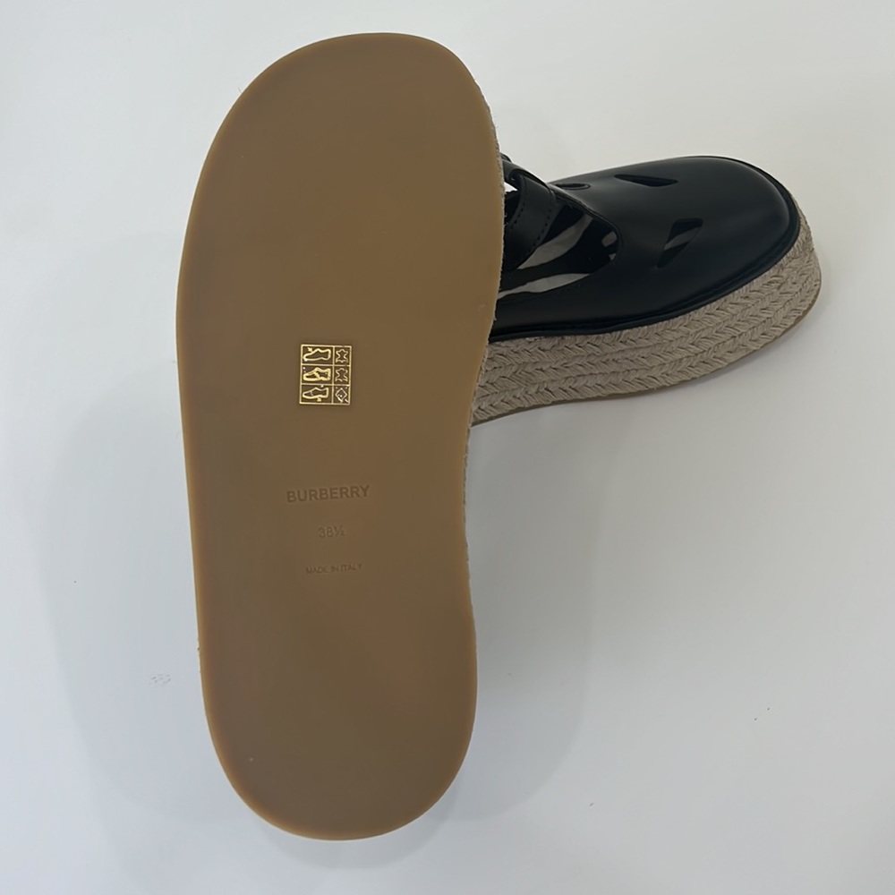 Burberry  wedges sandals shoes NWT - Picture 4 of 4